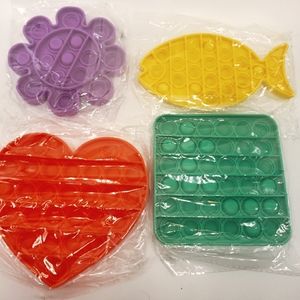 FIDGET SET OF 4 relieve tension let's race